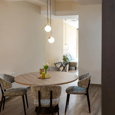 דירה Lofts